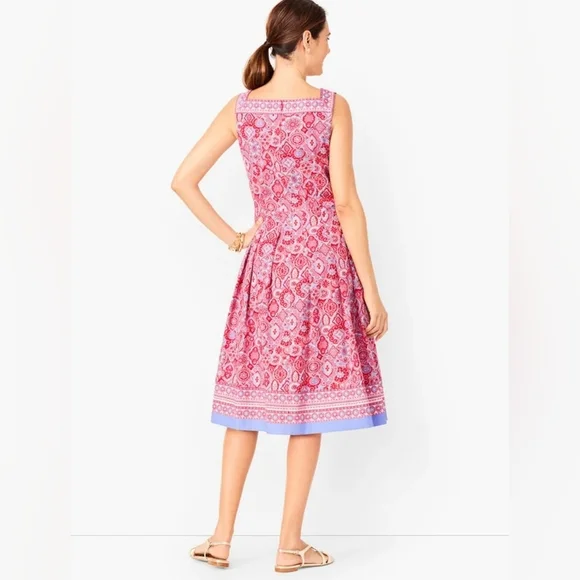 MEDALLION FIT & FLARE DRESS Size 16 - Picture 2 of 4